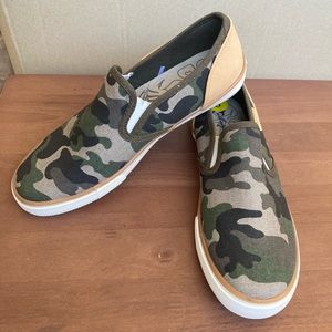 Margaritaville Camouflage Slip On Shoe Women 9
